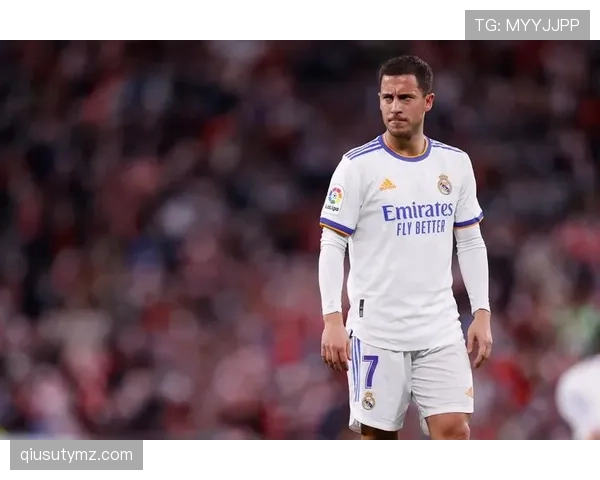 内马尔与阿扎尔巅峰期技术能力对比：谁更胜一筹？